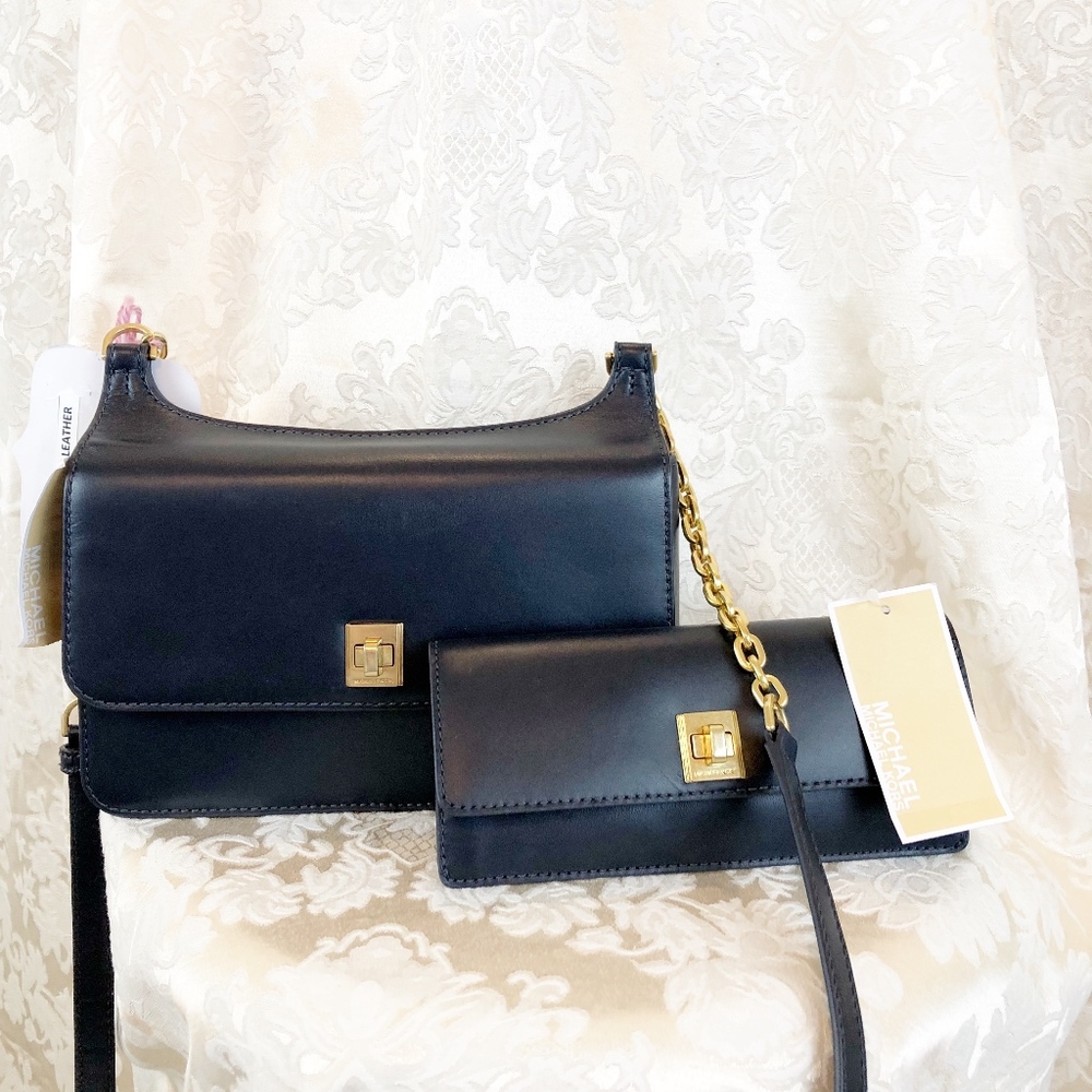 Michael Kors Crossbody/wallet Set